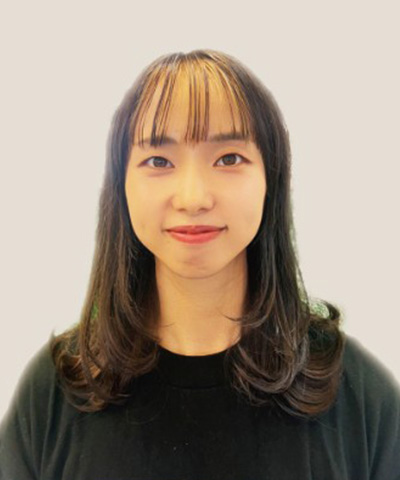 FLOOR ASSISTANT 彩香